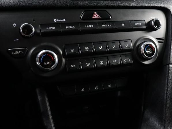 Kia Sportage IV Рестайлинг с пробегом 2021 года, цена 2 685 000 рублей, 84000 км, внедорожник, Автокод Объявления