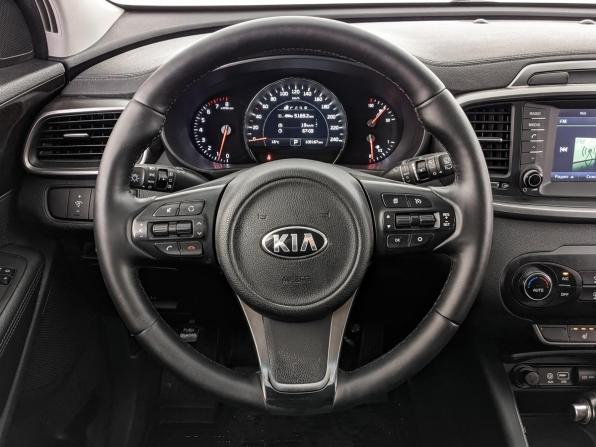 Kia Sorento III Prime с пробегом 2017 года, цена 2 420 000 рублей, 105162 км, внедорожник, Автокод Объявления