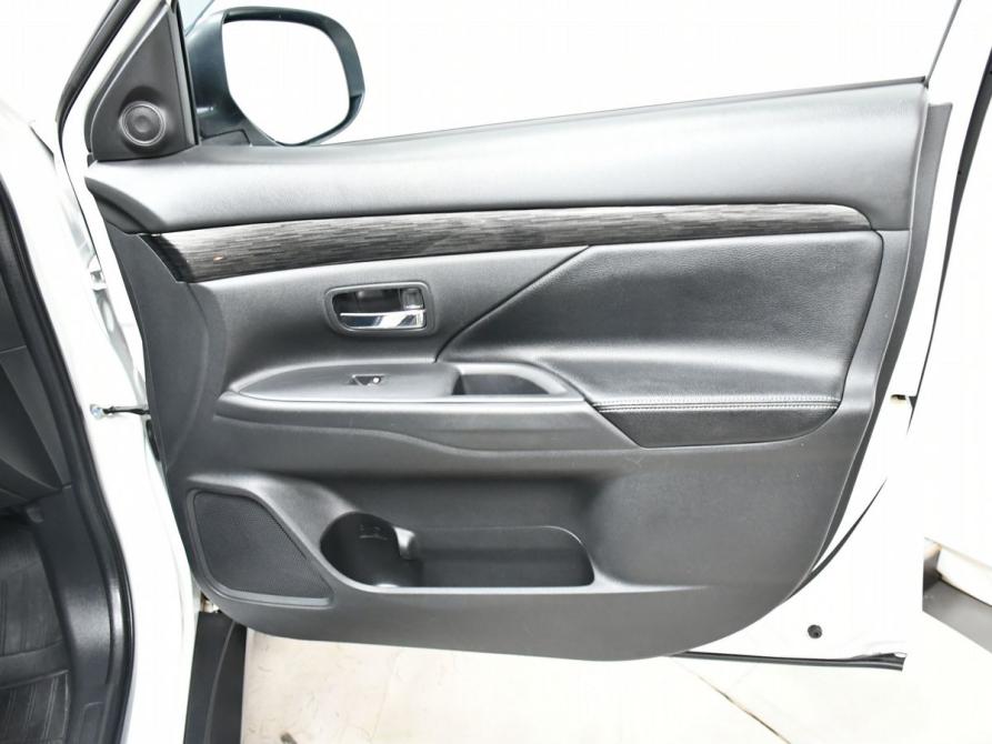 Mitsubishi Outlander III Рестайлинг 2 Новосибирск  - изображение 24