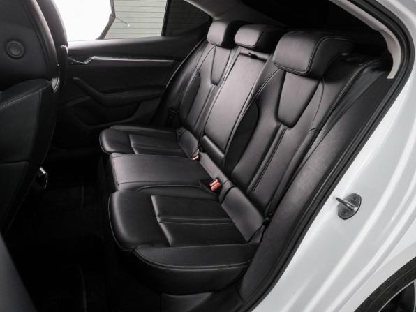 Skoda Octavia IV (A8) с пробегом 2023 года, цена 2 299 000 рублей, 130457 км, лифтбек, Автокод Объявления