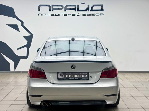BMW 5 серии V (E60/E61) с пробегом 2004 года, цена 939 000 рублей, 379272 км, седан, Автокод Объявления