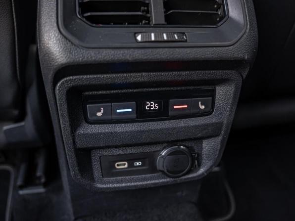 Volkswagen Tiguan II Рестайлинг с пробегом 2021 года, цена 3 625 000 рублей, 139308 км, внедорожник, Автокод Объявления