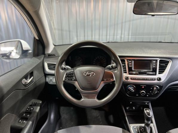 Hyundai Solaris II Рестайлинг с пробегом 2021 года, цена 1 479 900 рублей, 99600 км, седан, Автокод Объявления