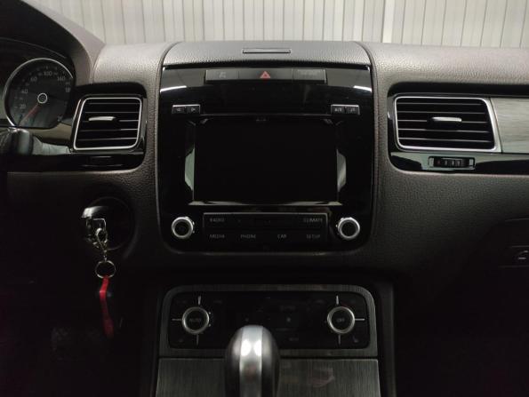 Volkswagen Touareg II Рестайлинг с пробегом 2014 года, цена 2 150 000 рублей, 287500 км, внедорожник, Автокод Объявления