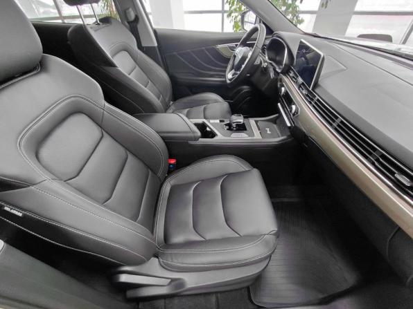 JETOUR X70 I Рестайлинг 2 с пробегом 2024 года, цена 2 095 000 рублей, 10672 км, внедорожник, Автокод Объявления
