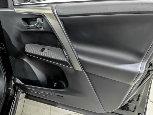 Toyota RAV4 IV (XA40) Рестайлинг с пробегом 2018 года, цена 2 185 000 рублей, 134594 км, внедорожник, Автокод Объявления