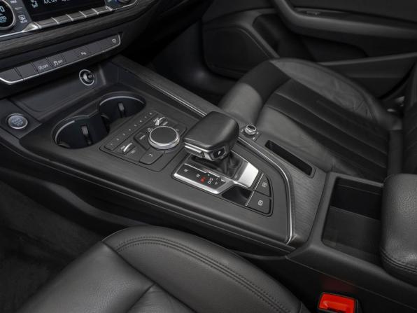 Audi A4 V (B9) с пробегом 2019 года, цена 2 620 000 рублей, 101227 км, седан, Автокод Объявления