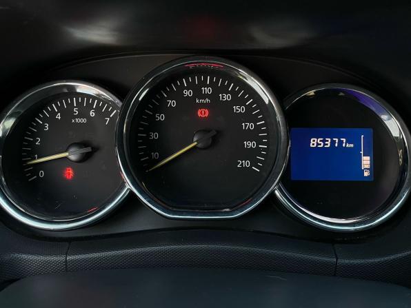 Renault Duster I Рестайлинг с пробегом 2015 года, цена 1 000 000 рублей, 85365 км, внедорожник, Автокод Объявления