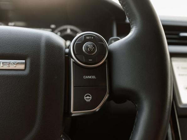Land Rover Discovery V с пробегом 2018 года, цена 3 150 000 рублей, 95737 км, внедорожник, Автокод Объявления