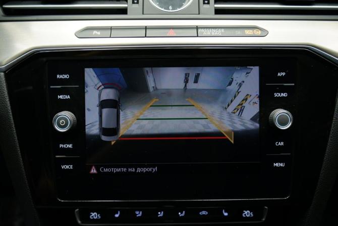Volkswagen Passat B8 с пробегом 2017 года, цена 2 274 000 рублей, 193000 км, седан, Автокод Объявления