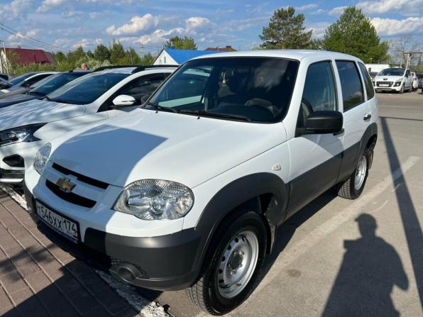 Chevrolet Niva I Рестайлинг с пробегом 2018 года, цена 828 000 рублей, 120391 км, внедорожник, Автокод Объявления