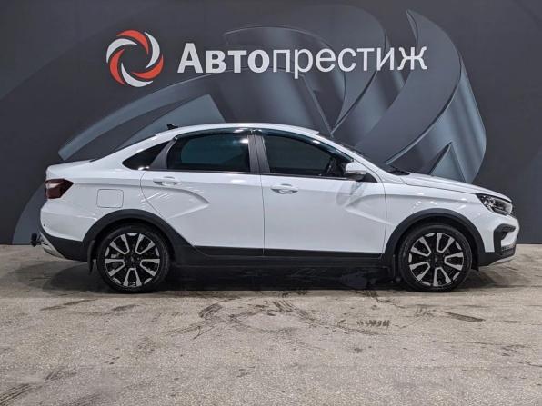 Lada (ВАЗ) Vesta I Рестайлинг (NG) с пробегом 2023 года, цена 1 335 000 рублей, 60357 км, седан, Автокод Объявления