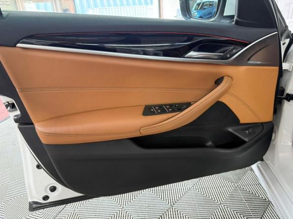 BMW 5 серии VII (G30/G31/G38) Рестайлинг с пробегом 2020 года, цена 2 790 000 рублей, 244000 км, седан, Автокод Объявления