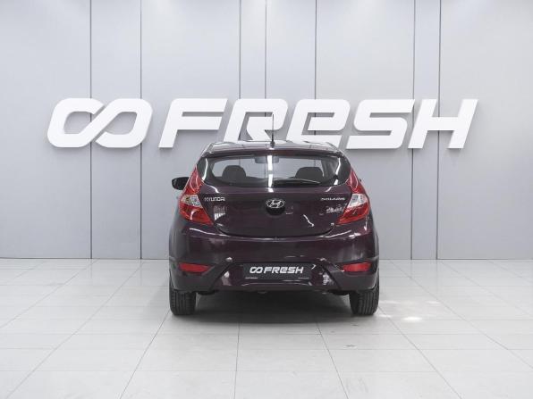 Hyundai Solaris I с пробегом 2012 года, цена 759 000 рублей, 176352 км, хэтчбек, Автокод Объявления