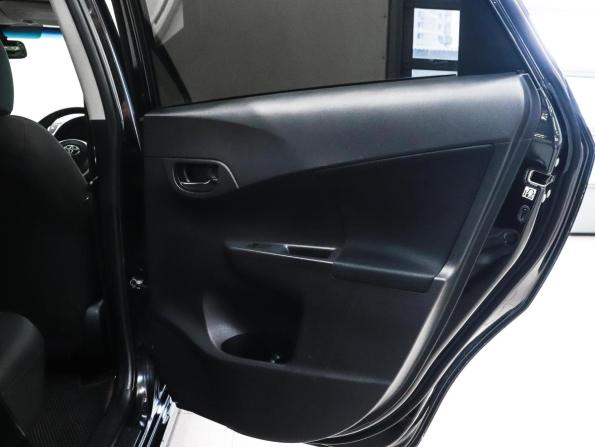 Toyota Ractis II с пробегом 2016 года, цена 999 000 рублей, 229629 км, хэтчбек, Автокод Объявления