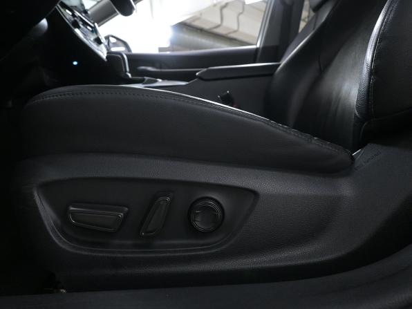 Toyota Camry VIII (XV70) Рестайлинг с пробегом 2021 года, цена 3 200 000 рублей, 160452 км, седан, Автокод Объявления