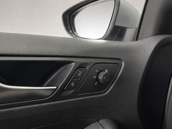 Volkswagen Jetta VI с пробегом 2013 года, цена 1 199 000 рублей, 156000 км, седан, Автокод Объявления