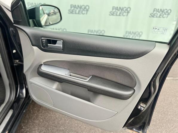 Ford Focus II Рестайлинг с пробегом 2008 года, цена 350 000 рублей, 339000 км, седан, Автокод Объявления