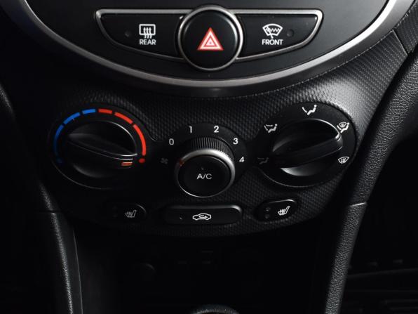 Hyundai Solaris I Рестайлинг с пробегом 2016 года, цена 1 114 995 рублей, 137392 км, седан, Автокод Объявления