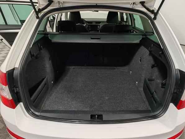 Skoda Octavia III (A7) с пробегом 2015 года, цена 1 745 000 рублей, 177207 км, универсал, Автокод Объявления
