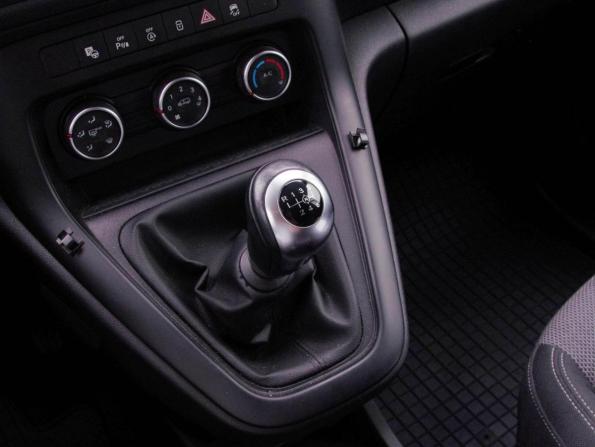 Mercedes-Benz Citan II с пробегом 2021 года, цена 2 599 000 рублей, 73985 км, компактвэн, Автокод Объявления