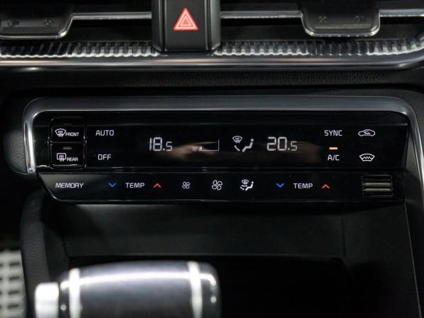 Kia K5 III с пробегом 2021 года, цена 3 180 000 рублей, 65702 км, седан, Автокод Объявления