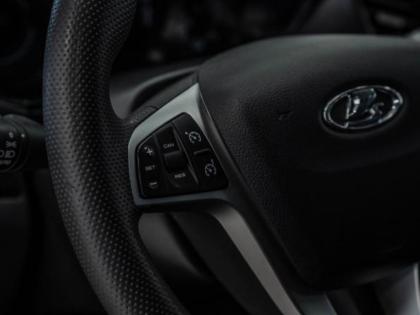 Lada (ВАЗ) Vesta I с пробегом 2017 года, цена 696 000 рублей, 129432 км, седан, Автокод Объявления