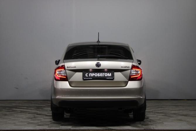 Skoda Rapid I Рестайлинг с пробегом 2017 года, цена 1 199 000 рублей, 117000 км, лифтбек, Автокод Объявления