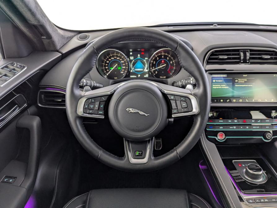 Jaguar F-Pace I Москва  - изображение 22