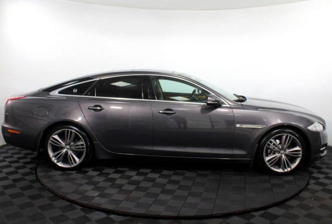 Jaguar XJ IV (X351) с пробегом 2010 года, цена 1 350 000 рублей, 140000 км, седан, Автокод Объявления
