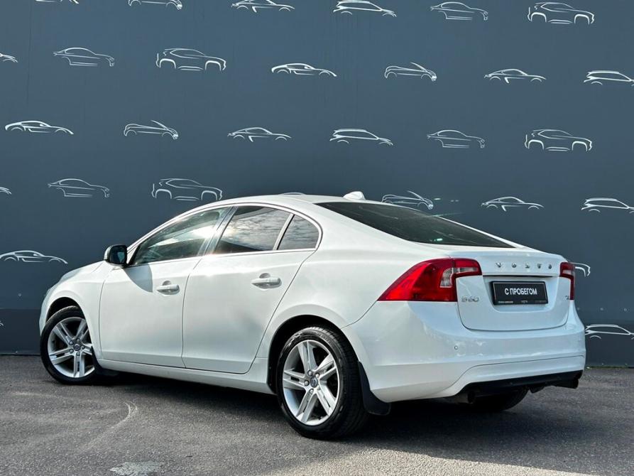 Volvo S60 II Рестайлинг Санкт-Петербург  - изображение 4