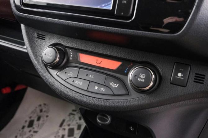 Toyota Vitz III (XP130) Рестайлинг 2 с пробегом 2017 года, цена 979 000 рублей, 83600 км, хэтчбек, Автокод Объявления
