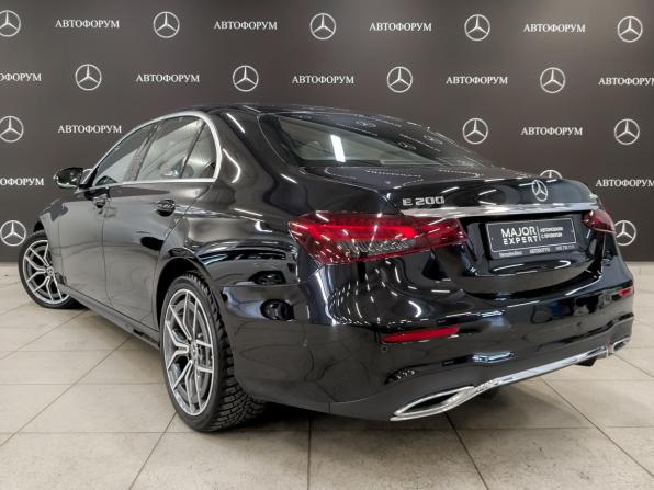 Mercedes-Benz E-Класс V (W213 S213 C238) Рестайлинг с пробегом 2021 года, цена 4 299 000 рублей, 83800 км, седан, Автокод Объявления