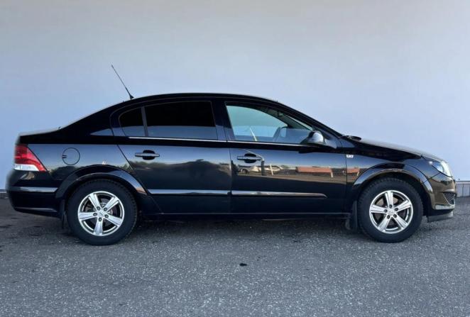 Opel Astra J Рестайлинг с пробегом 2012 года, цена 495 000 рублей, 184122 км, седан, Автокод Объявления