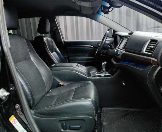Toyota Highlander III (XU50) с пробегом 2014 года, цена 2 777 000 рублей, 180117 км, внедорожник, Автокод Объявления