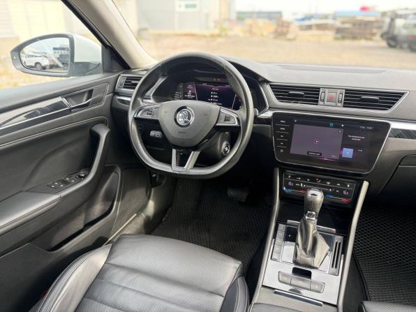 Skoda Superb III Рестайлинг с пробегом 2023 года, цена 2 945 000 рублей, 85600 км, лифтбек, Автокод Объявления