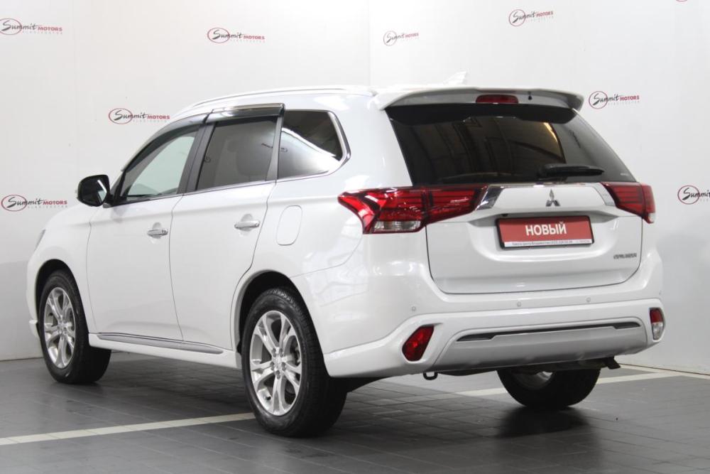 Mitsubishi Outlander III Рестайлинг 3 Владивосток  - изображение 8
