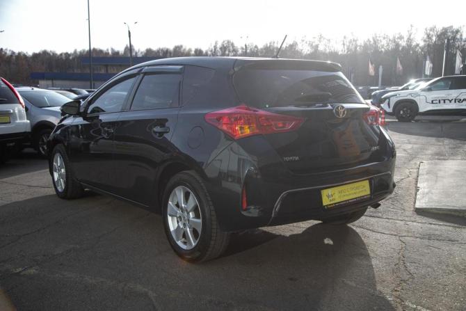 Toyota Auris II с пробегом 2013 года, цена 1 098 000 рублей, 211600 км, хэтчбек, Автокод Объявления