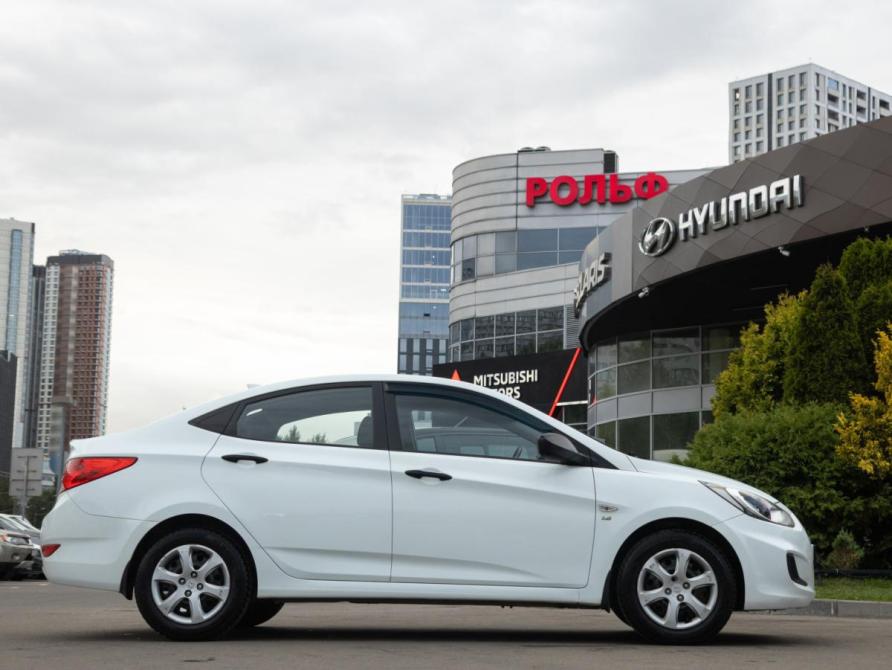 Hyundai Solaris I Москва  - изображение 3