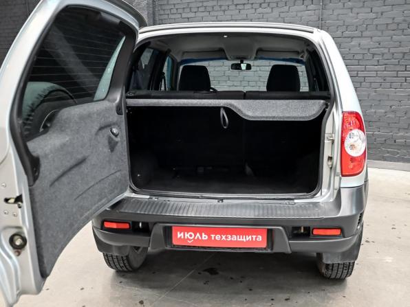Chevrolet Niva I Рестайлинг с пробегом 2017 года, цена 775 000 рублей, 104209 км, внедорожник, Автокод Объявления