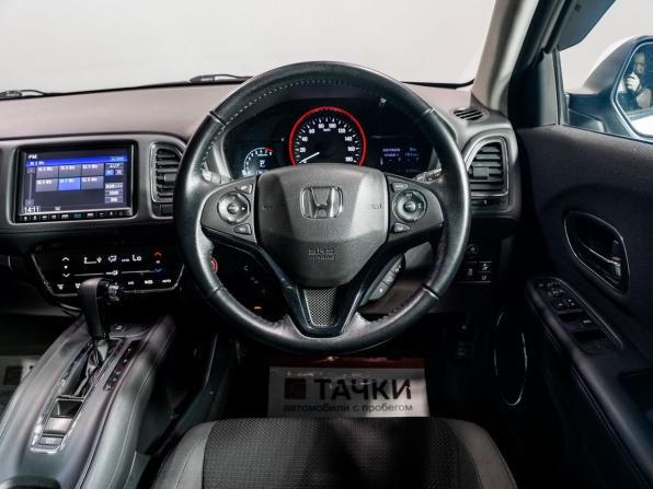 Honda Vezel I с пробегом 2018 года, цена 1 875 000 рублей, 75000 км, внедорожник, Автокод Объявления