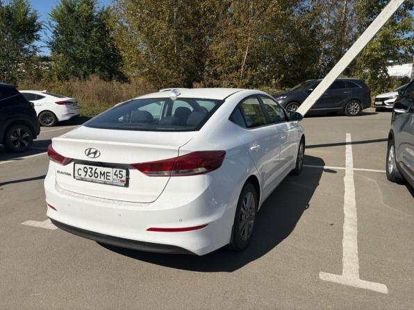 Hyundai Elantra VI (AD) с пробегом 2018 года, цена 1 580 000 рублей, 93000 км, седан, Автокод Объявления