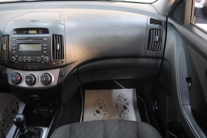 Hyundai Elantra IV (HD) с пробегом 2010 года, цена 759 000 рублей, 214000 км, седан, Автокод Объявления