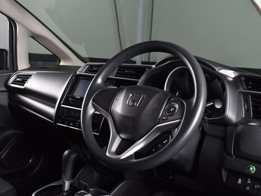 Honda Fit III Рестайлинг Кемерово  - изображение 6