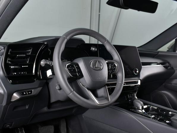 Lexus RX V с пробегом 2023 года, цена 8 999 995 рублей, 4755 км, внедорожник, Автокод Объявления