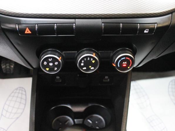 Lada (ВАЗ) Vesta I Рестайлинг (NG) с пробегом 2023 года, цена 1 087 100 рублей, 41899 км, седан, Автокод Объявления