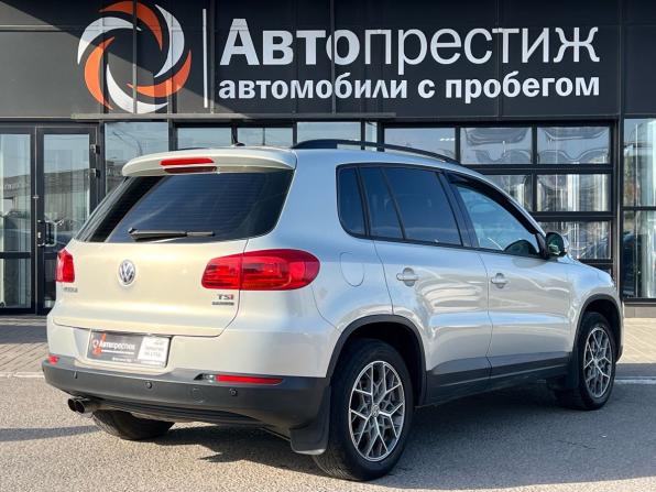 Volkswagen Tiguan I Рестайлинг с пробегом 2011 года, цена 1 348 000 рублей, 109856 км, внедорожник, Автокод Объявления