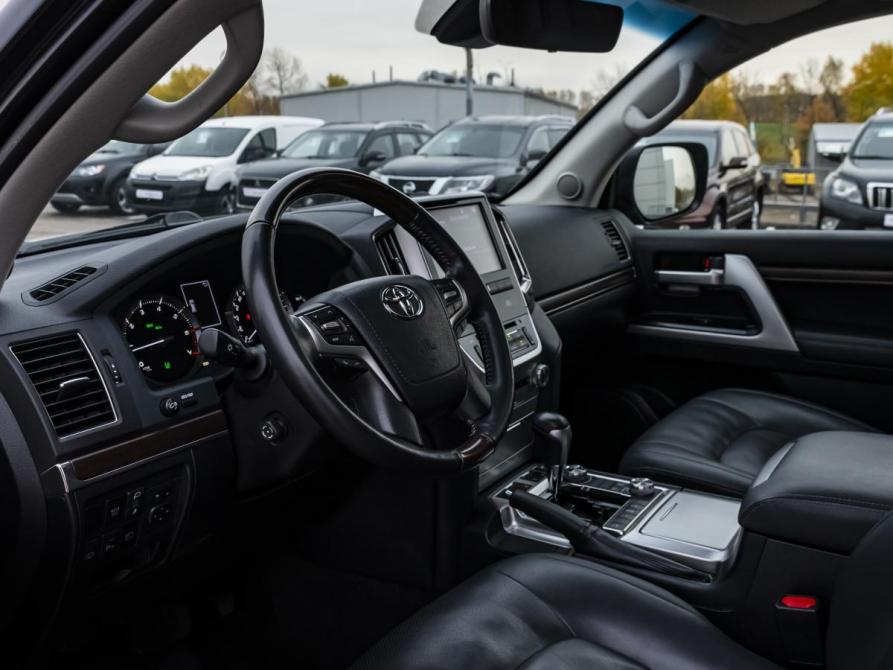 Toyota Land Cruiser 200 Series Рестайлинг 2 Москва  - изображение 9