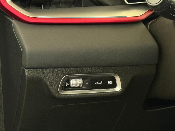 Geely Coolray I Рестайлинг с пробегом 2023 года, цена 2 050 000 рублей, 36787 км, внедорожник, Автокод Объявления