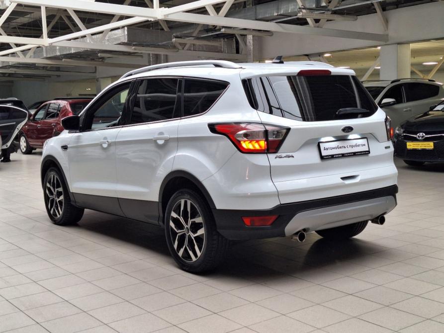 Ford Kuga II Рестайлинг Челябинск  - изображение 5